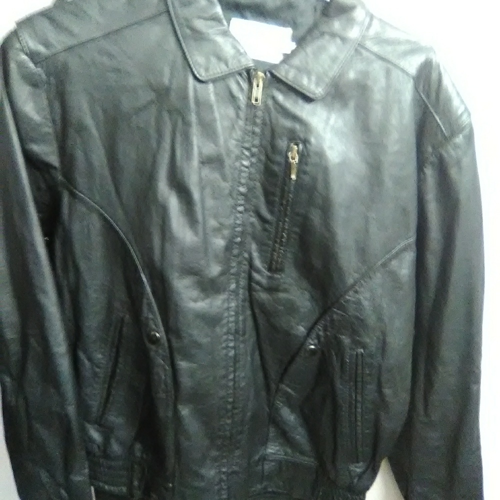 Leather jacket - Picture 3 of 4